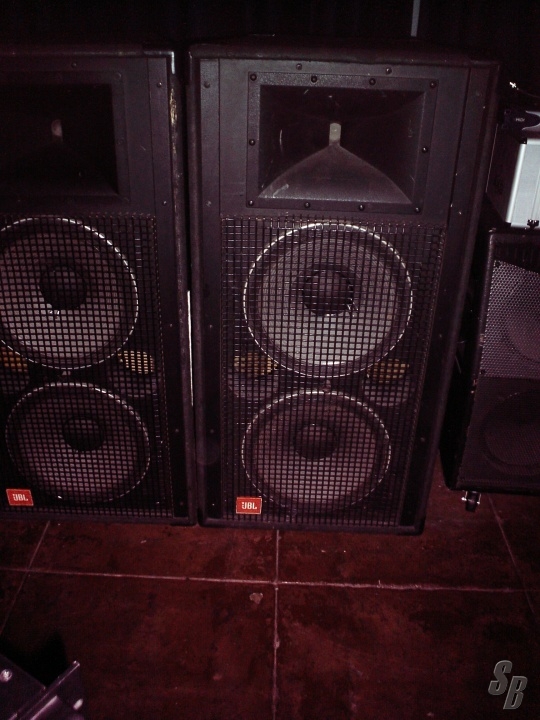 Listing JBL SR SERIES II SR4733A Detail SPEAKERS