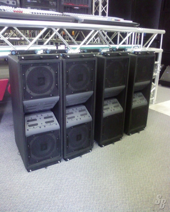 Listing BRAND NEW IN ORIGINAL BOXES JBL VT 4887 LINE ARRAY BOXES