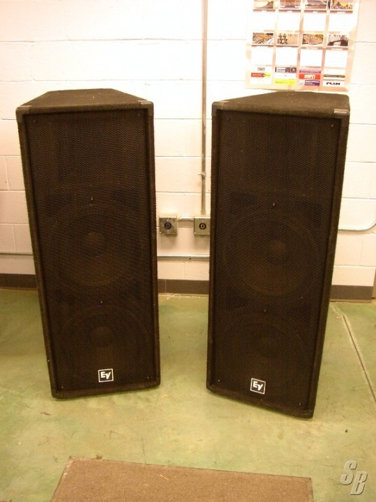 Listing EV T252+ SPEAKER PRICED AND SOLD AS A PAIR ONLY