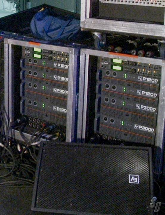 Listing ELECTRO VOICE XARRAY XW15 MONITOR WEDGES Detail SPEAKERS
