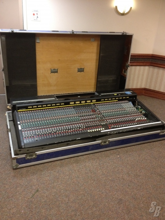 Listing CREST CENTURY CONSOLE Detail CONSOLE