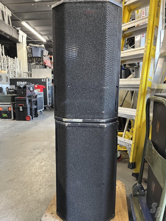 Listing APOGEE 2 SPEAKER 2 MONITOR COMBO Detail SPEAKERS