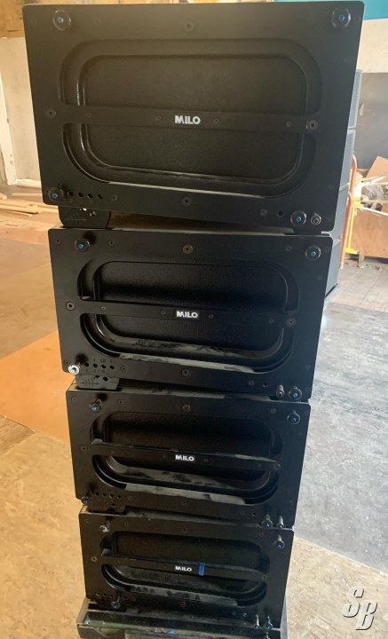For Sale - MEYER SOUND MILO LINE ARRAY SYSTEM 90 (REG) /120 (WIDE ...
